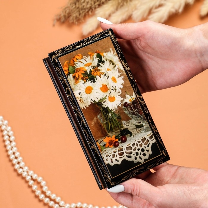 Шкатулка - купюрница «Герберы в вазе», 8,5×17 см, лаковая миниатюра Шкатулка - купюрница «Герберы в вазе», 8,5×17 см, лаковая миниатюра