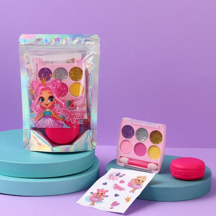 Набор детской косметики с наклейками «Маленькой мисс», тени, блеск для губ Набор детской косметики с наклейками «Маленькой мисс», тени, блеск для губ