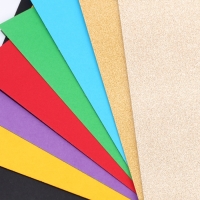 Картон цветной с блёстками, А4, 8 листов, 8 цветов, немелованный, двусторонний, в папке, 250 г/м², Маша и Медведь Картон цветной с блёстками, А4, 8 листов, 8 цветов, немелованный, двусторонний, в папке, 250 г/м², Маша и Медведь