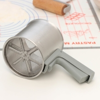 Просеиватель для муки Adagio, нержавеющая сталь, d=10 см, цвет ручки МИКС Просеиватель для муки Adagio, нержавеющая сталь, d=10 см, цвет ручки МИКС