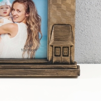 Мультирамка на 7 фото (10х15/5 шт, 10х10/2 шт) пластик, цв. бронзовый Мультирамка на 7 фото (10х15/5 шт, 10х10/2 шт) пластик, цв. бронзовый