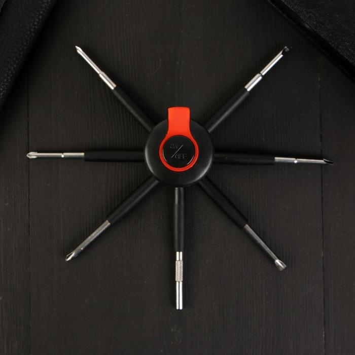 Фонарик-мультитул &laquo;Двигайся к цели&raquo;, 8 в 1