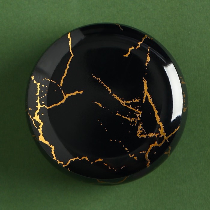 Ароматическая свеча из пчелиного воска &laquo;Тайны шика&raquo;, аромат сандал, 6 х 6 х 4 см.