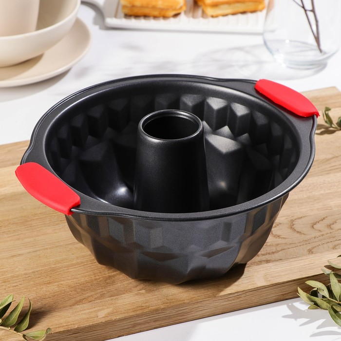 Форма для выпечки Доляна «Немецкий кекс. Забота», 28×23,5×10,5 см, с силиконовыми ручками, антипригарное покрытие, цвет чёрный Форма для выпечки Доляна «Немецкий кекс. Забота», 28×23,5×10,5 см, с силиконовыми ручками, антипригарное покрытие, цвет чёрный