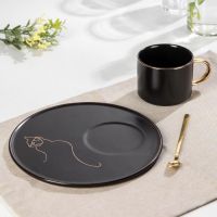 Чайная пара керамическая с ложкой &laquo;Силуэт&raquo;, 2 предмета: кружка 260 мл, тарелка d=19,6 см, рисунок МИКС