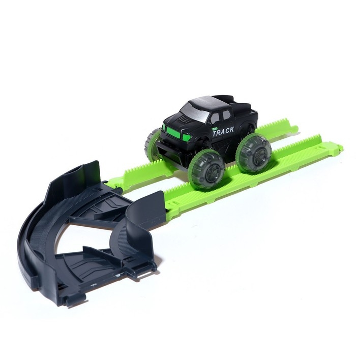 Автотрек «Крутой вираж», с машинкой - перевертышем, работает от батареек Автотрек «Крутой вираж», с машинкой - перевертышем, работает от батареек