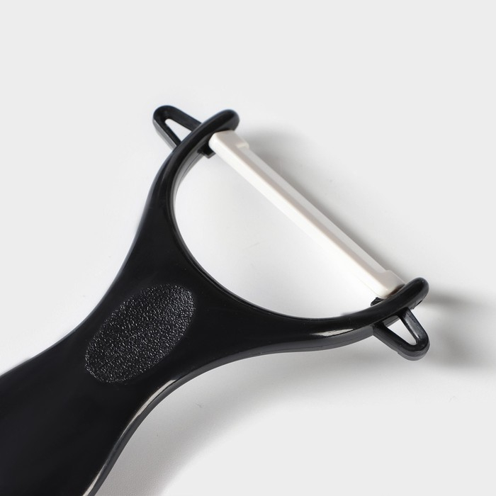 Набор кухонный на подставке Доляна &laquo;Симпл&raquo;, 5 предметов: ножи 7,5 см, 10,5 см, 13,5 см, 15 см, овощечистка, цвет чёрный