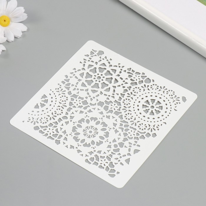 Трафарет "Цветочный орнамент" 15х15 см