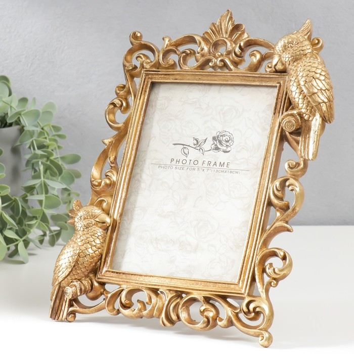 Фоторамка полистоун 13х18 см Фоторамка полистоун 13х18 см "Попугаи" состаренное золото 28,5х23 см