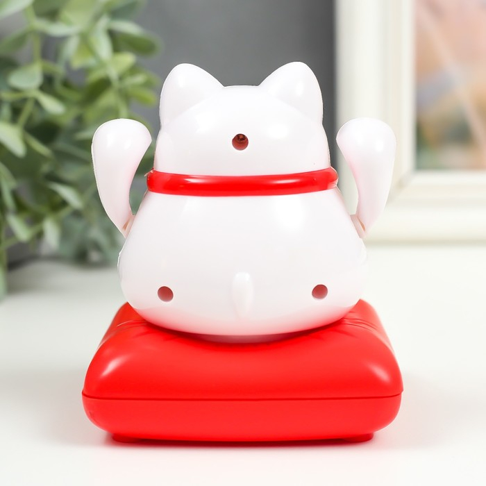 Маятник пластик от солнечной батареи Маятник пластик от солнечной батареи "Кот Манэки-нэко с веером" 8,5х7х7 см