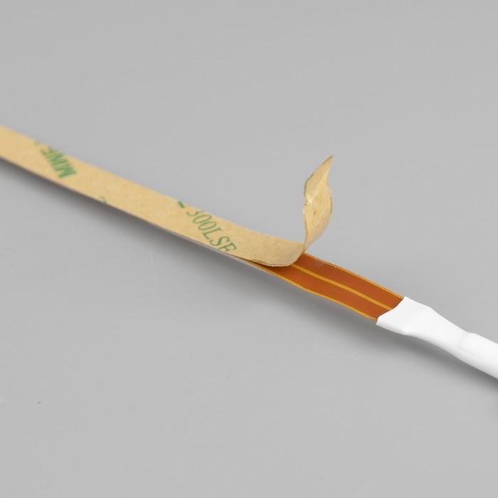 Светодиодная лента Luazon Lighting с датчиком движения 2 м, IP65, SMD2835, 60 LED/м, 4хААА, 4000К Светодиодная лента Luazon Lighting с датчиком движения 2 м, IP65, SMD2835, 60 LED/м, 4хААА, 4000К