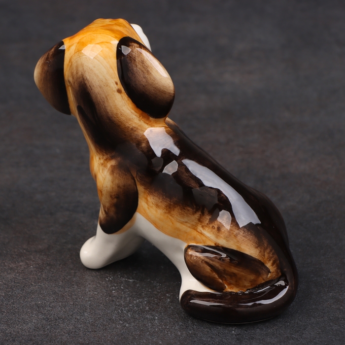 Статуэтка фарфоровая "Бигль", 10 см, авторская роспись