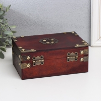 Шкатулка дерево сундучок "Тайны короля" с заклёпками, бордо 18х12х7,5 см Шкатулка дерево сундучок "Тайны короля" с заклёпками, бордо 18х12х7,5 см