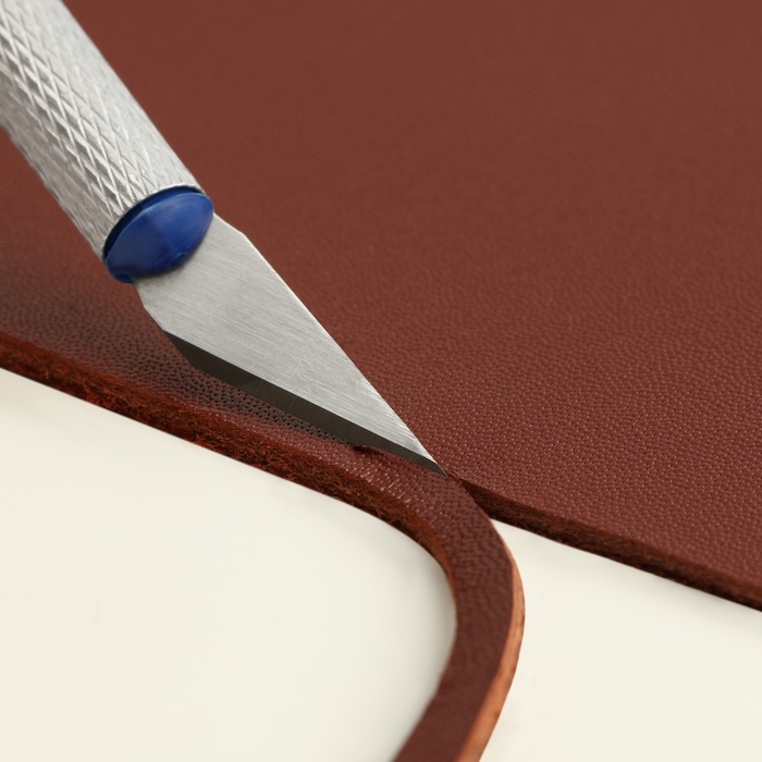 Нож макетный для работы с кожей, 14,5 &times; 0,8 см, цвет серебряный