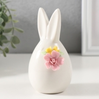 Сувенир керамика "Зайчик белый пухлый с букетом" 6,6х6,3х11,9 см Сувенир керамика "Зайчик белый пухлый с букетом" 6,6х6,3х11,9 см