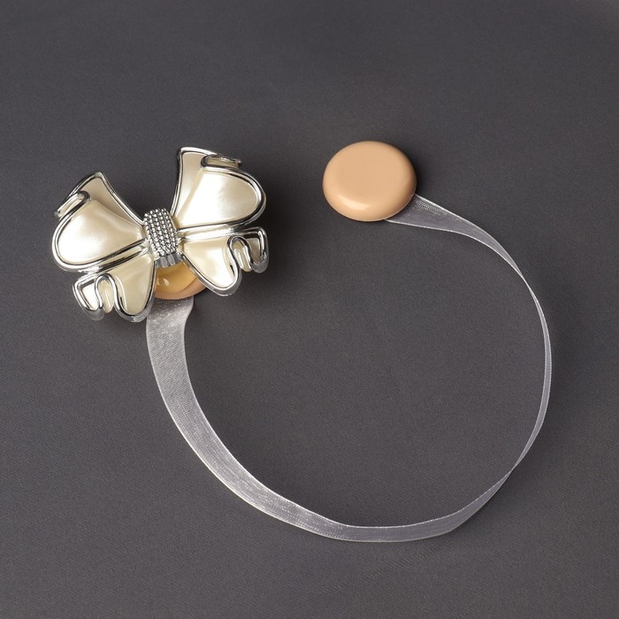 Подхват для штор &laquo;Бант&raquo;, 6 &times; 5 см, цвет молочный