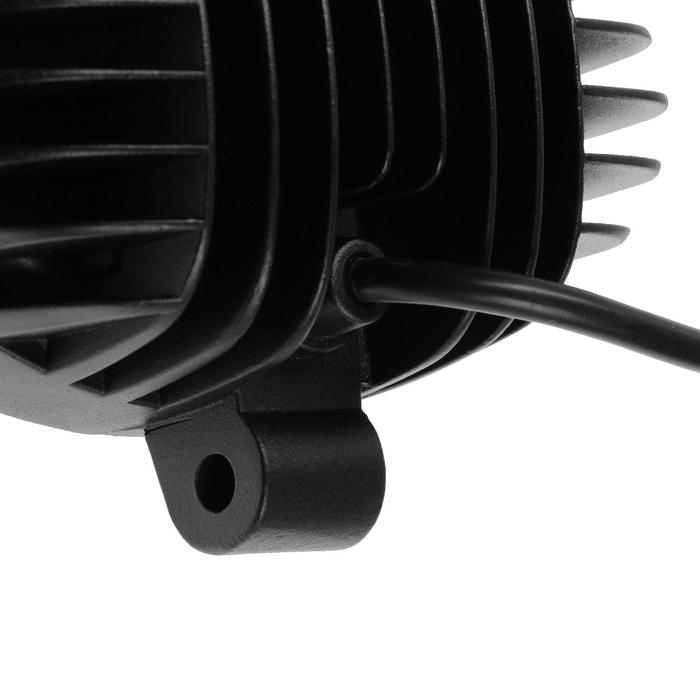 Противотуманная фара 48 LED (28 белых, 20 желтых), IP67, 144 Вт, 9-30 В, направленный свет Противотуманная фара 48 LED (28 белых, 20 желтых), IP67, 144 Вт, 9-30 В, направленный свет