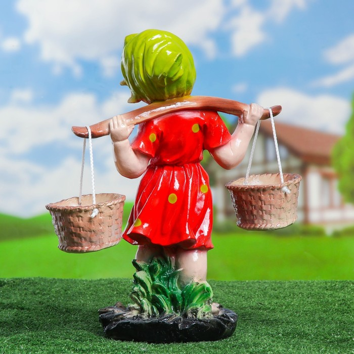 Садовая фигура Садовая фигура "Девочка с коромыслом" цветная 27х21х47см МИКС