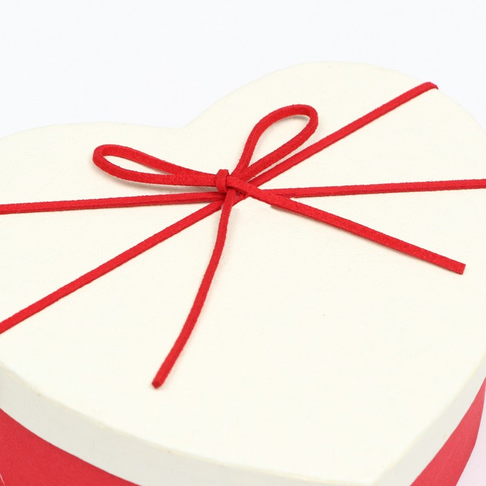 Набор коробок 3 в 1 сердца, красный-белый 21 х 19 х 9 - 15.5 х 14 х 6 см Набор коробок 3 в 1 сердца, красный-белый 21 х 19 х 9 - 15.5 х 14 х 6 см