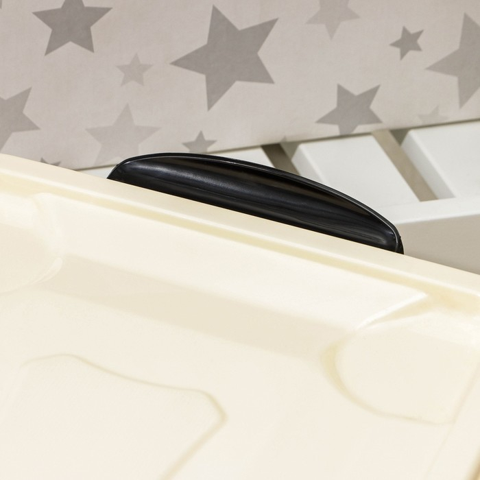 Контейнер для хранения с крышкой &laquo;Уличное кафе&raquo;, 35 л, 50,5&times;31,5&times;28 см, на колёсиках, цвет слоновая кость