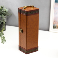 Шкатулка дерево, кожзам под бутылку "Виноделие" открывашка 34,5х11,5х12 см Шкатулка дерево, кожзам под бутылку "Виноделие" открывашка 34,5х11,5х12 см