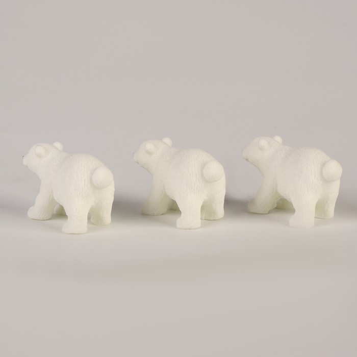 Миниатюра кукольная «Белый медведь», набор 3 шт., размер 1 шт. — 4 × 2 × 3 см Миниатюра кукольная «Белый медведь», набор 3 шт., размер 1 шт. — 4 × 2 × 3 см