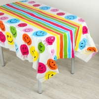Скатерть одноразовая "Смайлы" 180х137 Скатерть одноразовая "Смайлы" 180х137