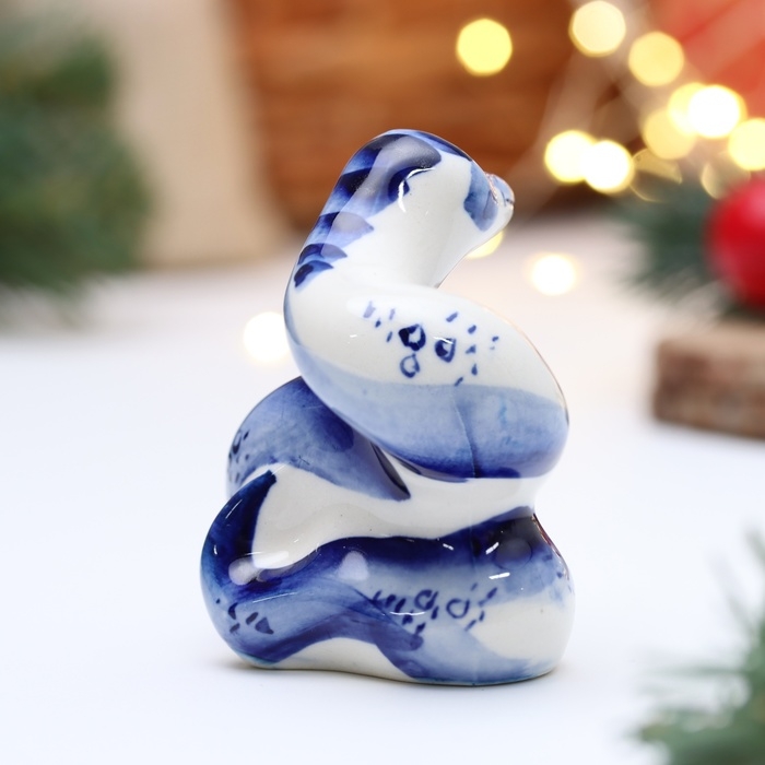 Новый год. Сувенир символ года Новый год. Сувенир символ года "Змея Грин", гжель