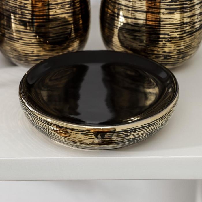 Набор аксессуаров для ванной комнаты &laquo;Нити&raquo;, 4 предмета (мыльница, дозатор 400 мл, 2 стакана), цвет золотой