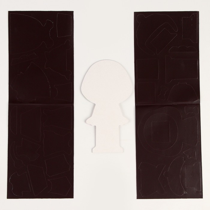 Магнитная игра одевашка «Модная красотка» Магнитная игра одевашка «Модная красотка»