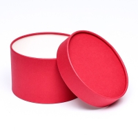 Подарочная коробка "Рубин" красный, завальцованная без окна, 16 х 9 см