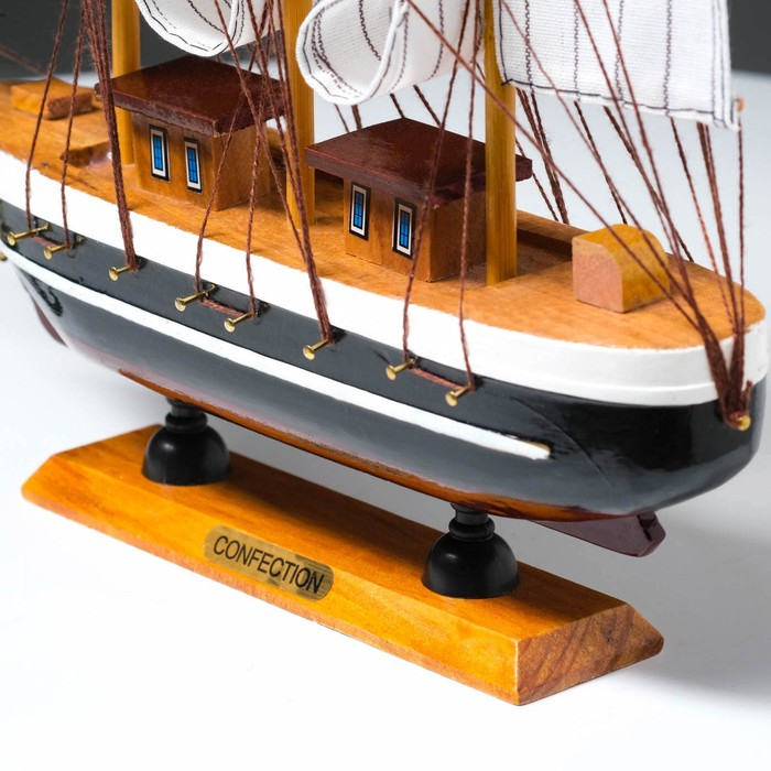 Корабль сувенирный средний «Пилад», борта тёмные, 33х31х5 см Корабль сувенирный средний «Пилад», борта тёмные, 33х31х5 см