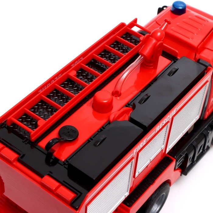Робот радиоуправляемый &laquo;Пожарная машина&raquo;, трансформируется, световые и звуковые эффекты