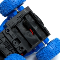 Машинка «Перевёртыш», радиоуправляемая, работает от аккумулятора, цвет синий Машинка «Перевёртыш», радиоуправляемая, работает от аккумулятора, цвет синий