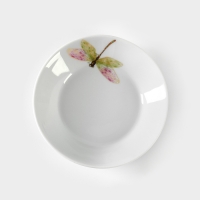 Блюдце фарфоровое &laquo;Стрекоза&raquo;, d=14 см, цвет белый