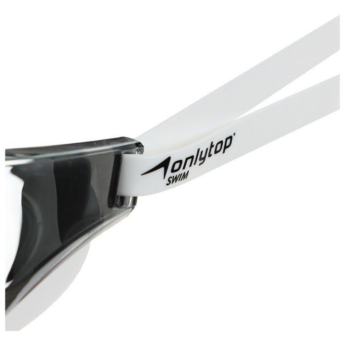 Очки для плавания ONLYTOP, с зеркальным покрытием, беруши, набор носовых перемычек, цвет белый Очки для плавания ONLYTOP, с зеркальным покрытием, беруши, набор носовых перемычек, цвет белый