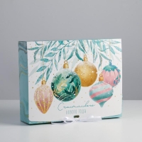 Коробка подарочная новогодняя складная &laquo;Волшебство&raquo;, 31 х 24.5 х 8 см, Новый год