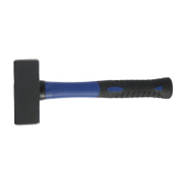 Кувалда кованая ТУНДРА, фиберглассовая трехкомпонентная рукоятка, 1.5 кг Кувалда кованая ТУНДРА, фиберглассовая трехкомпонентная рукоятка, 1.5 кг