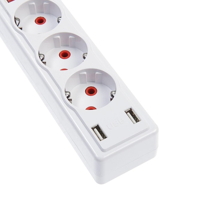 Удлинитель Luazon Lighting, 3 розетки, 5 м, 10 А, 2200 Вт, 2х0.75 мм2, 2хUSB, с выкл., Б Удлинитель Luazon Lighting, 3 розетки, 5 м, 10 А, 2200 Вт, 2х0.75 мм2, 2хUSB, с выкл., Б