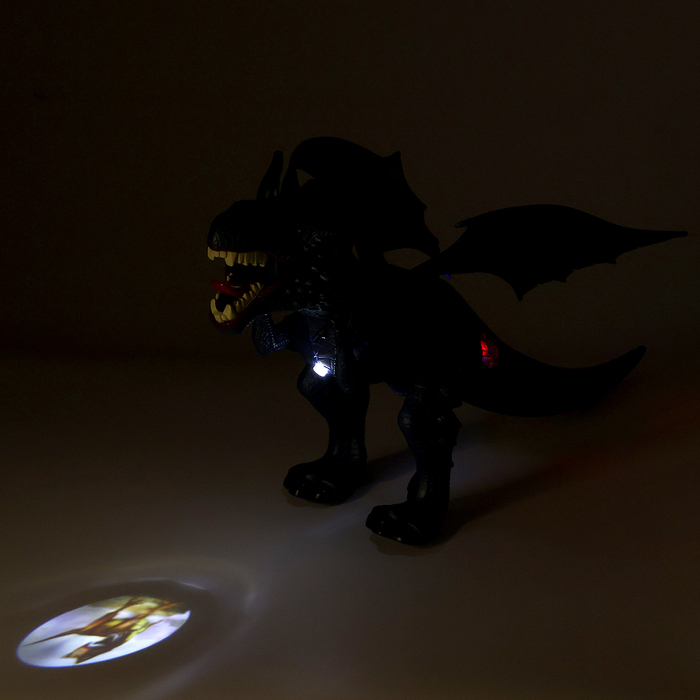 Дракон радиоуправляемый, дышит паром, световые и звуковые эффекты, работает от батареек Дракон радиоуправляемый, дышит паром, световые и звуковые эффекты, работает от батареек