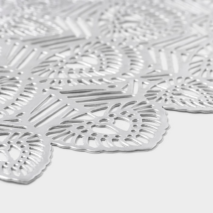 Салфетки сервировочные на стол Доляна «Цунами», d=38 см, 4 шт, цвет серебро Салфетки сервировочные на стол Доляна «Цунами», d=38 см, 4 шт, цвет серебро