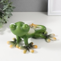 Сувенир полистоун "Зелёный геккон загорает" 18х14,5х8,5 см Сувенир полистоун "Зелёный геккон загорает" 18х14,5х8,5 см