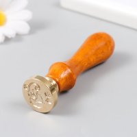 Печать для сургуча с деревянной ручкой "Бутон розы" 9х2,5х2,5 см Печать для сургуча с деревянной ручкой "Бутон розы" 9х2,5х2,5 см