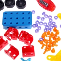 Конструктор в чемодане &laquo;Объёмная мозаика&raquo;, с электрическим шуруповертом, 54 модели, 292 детали