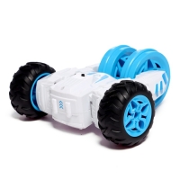 Машина радиоуправляемая &laquo;Перевертыш - Трансформер&raquo;, работает от аккумулятора, цвет синий