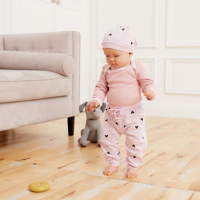 Набор: боди, штанишки и шапочка Крошка Я "Сердечки", рост 86-92 см