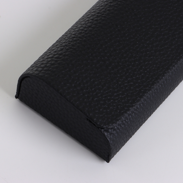 Футляр для очков на магните, длина 16 см, цвет чёрный