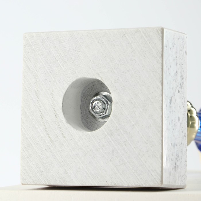 Кубок 132B, наградная фигура, золото, подставка камень, 24 &times; 8 &times; 7 см.