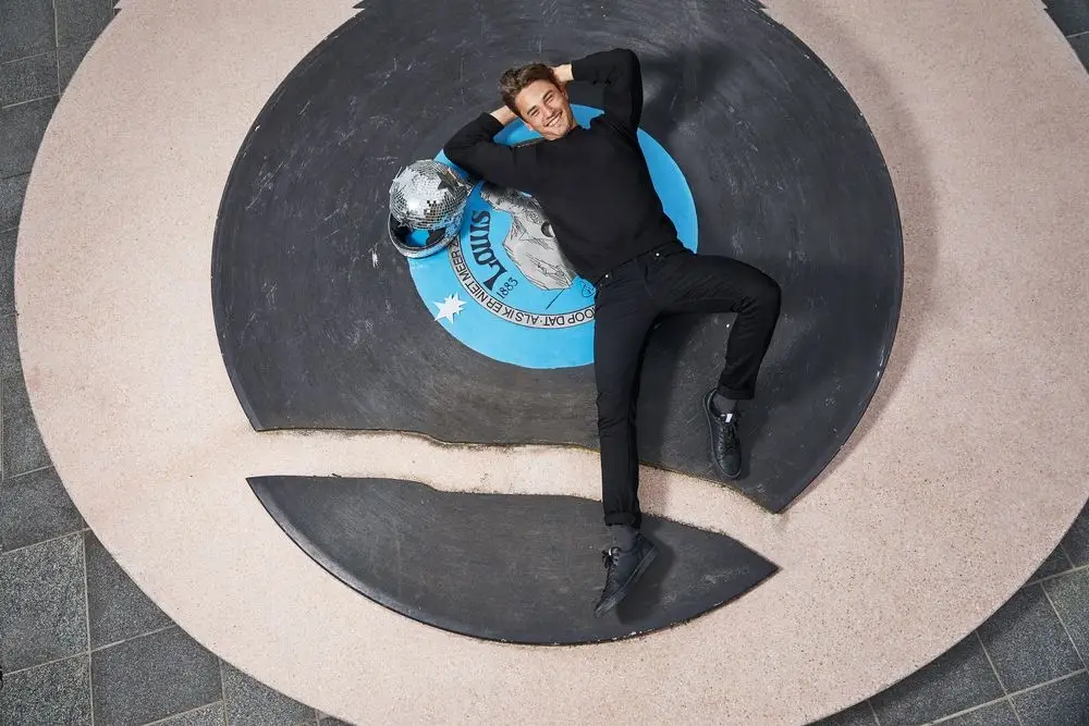 Толстовка ID.002 красная, размер S