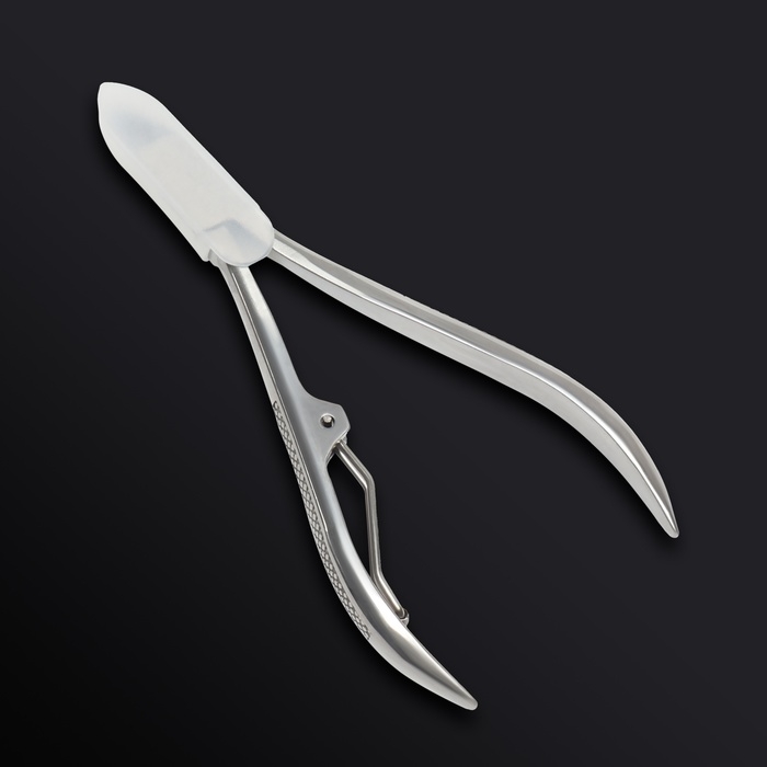 Кусачки маникюрные для кутикулы «Premium», 10,3 см, длина лезвия - 4 мм, цвет серебристый Кусачки маникюрные для кутикулы «Premium», 10,3 см, длина лезвия - 4 мм, цвет серебристый